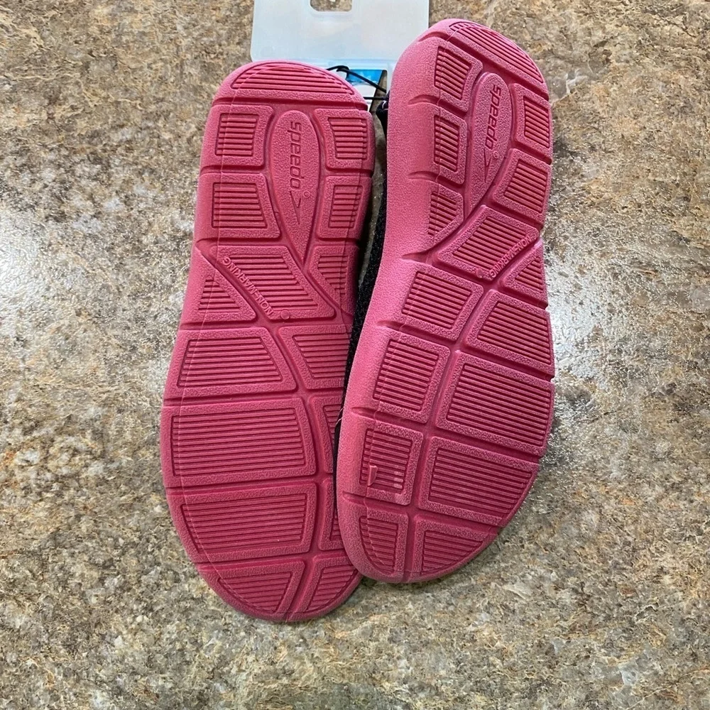 New Speedo Water Shoes